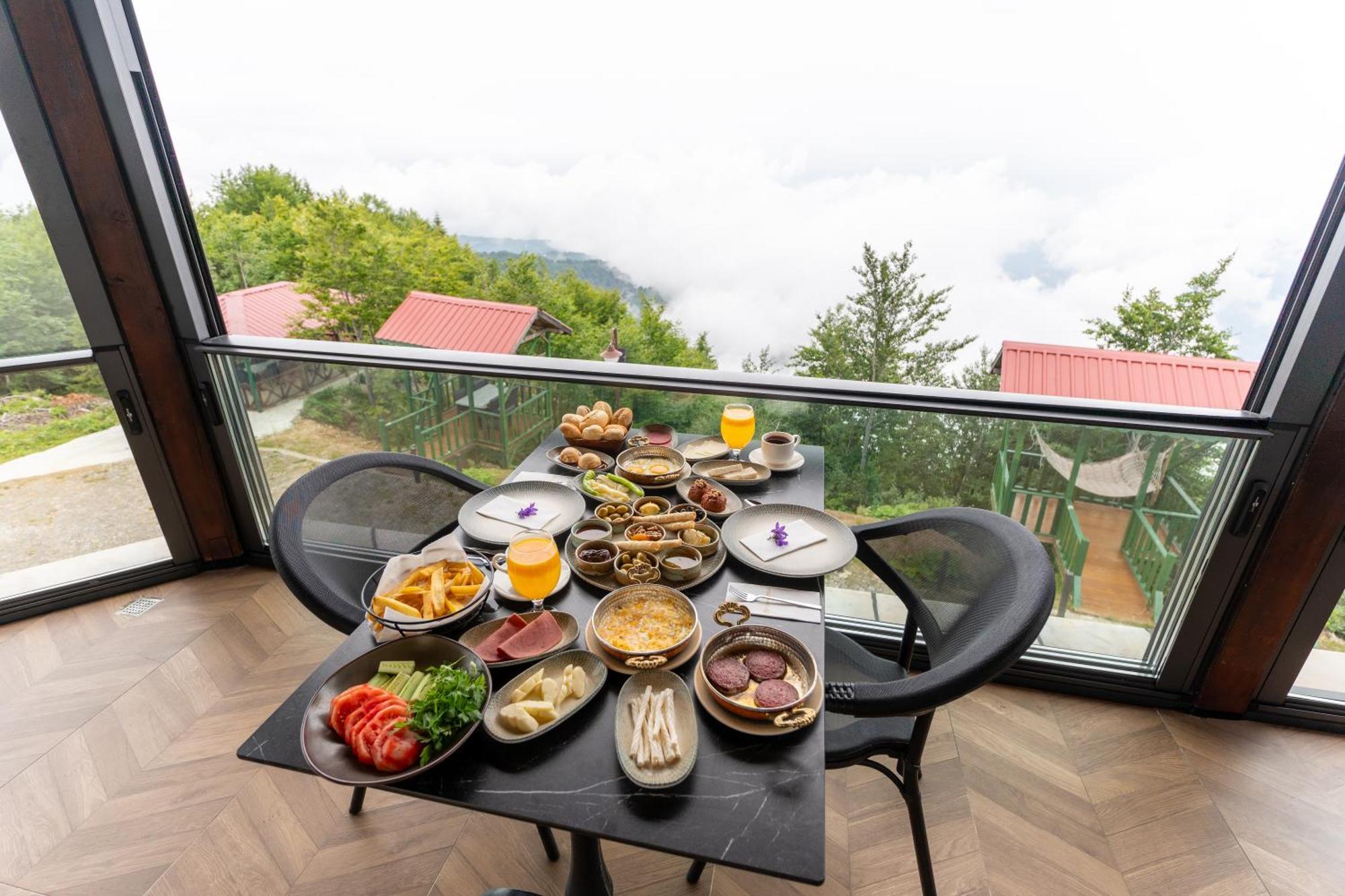 Flora Handuezue Resort & Wellness Bungalow Hotel Rize Eksteriør billede