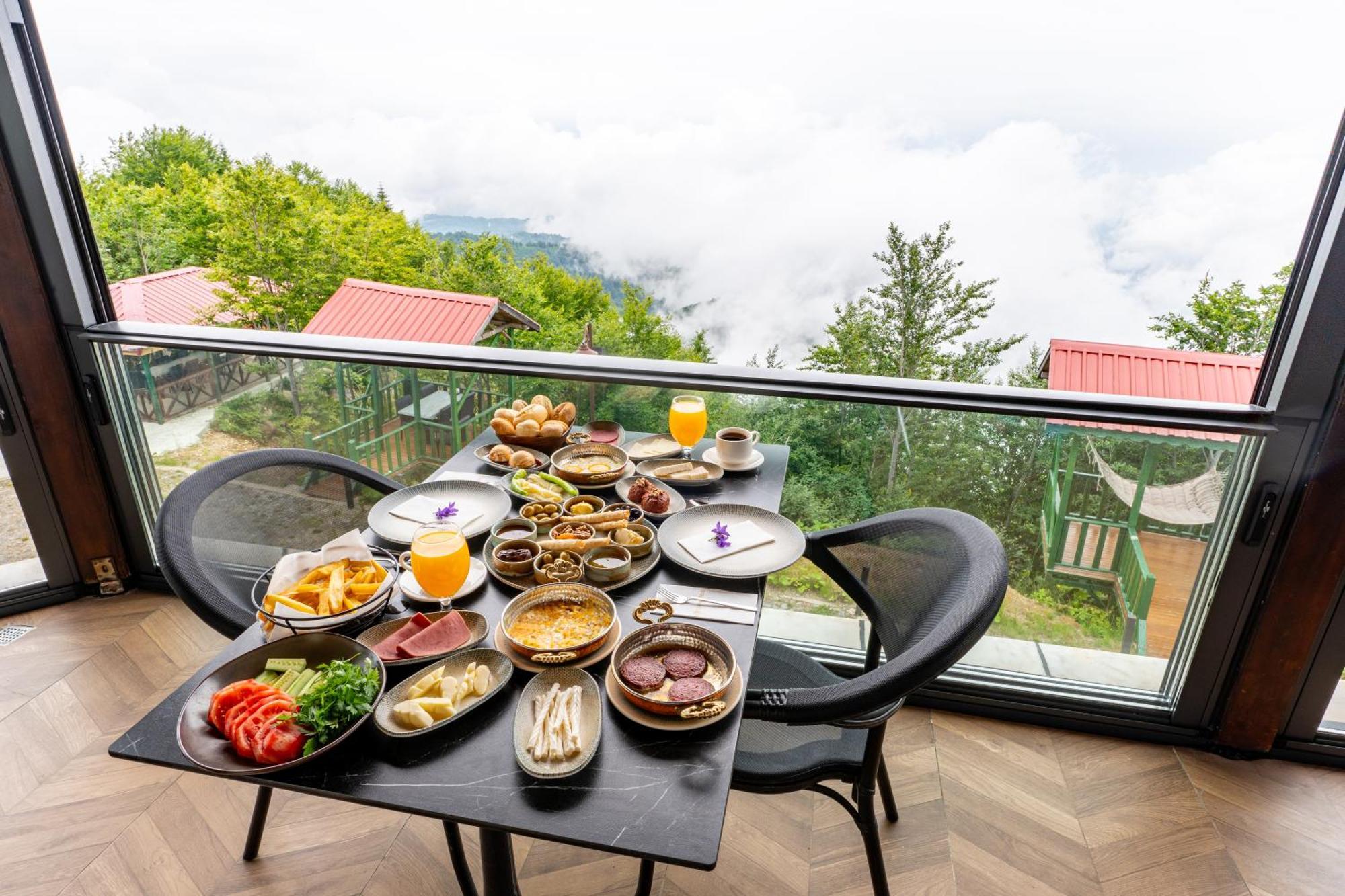 Flora Handuezue Resort & Wellness Bungalow Hotel Rize Eksteriør billede